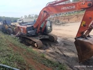 HITACHI ZX350H-5G